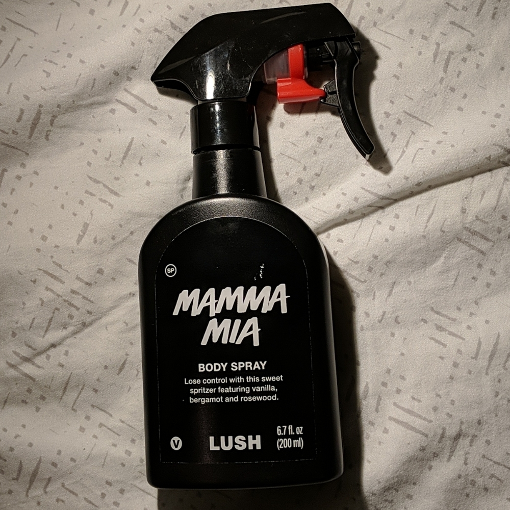 LUSH Mamma Mia Body Spray